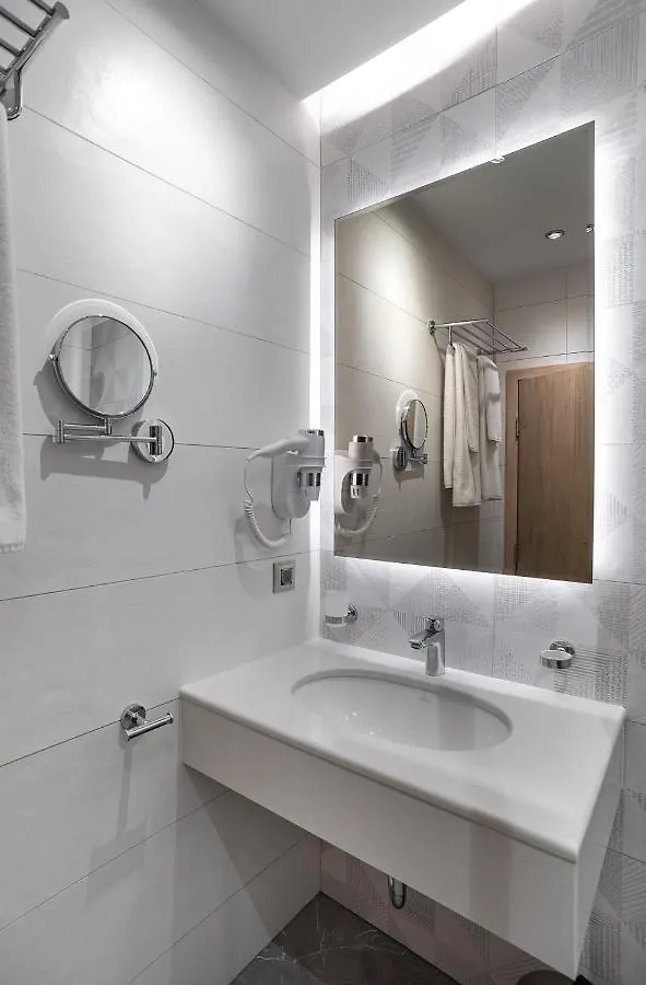 City Park Inn - Art Gallery Filibe